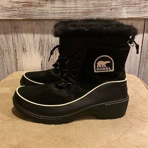 Sorel winter Boots Women’s 9.5 Like Brand New